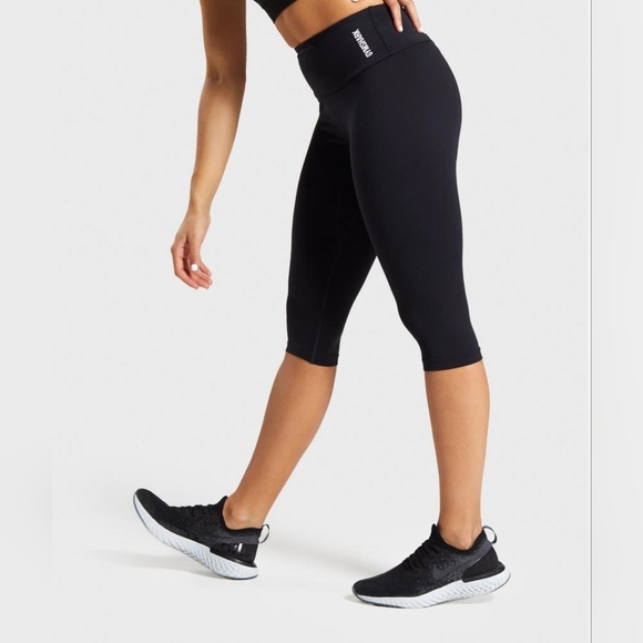 💫TRAINING CROPPED LEGGINGS BLACK | DAMEN GYMSHARK - Picture 4 of 11